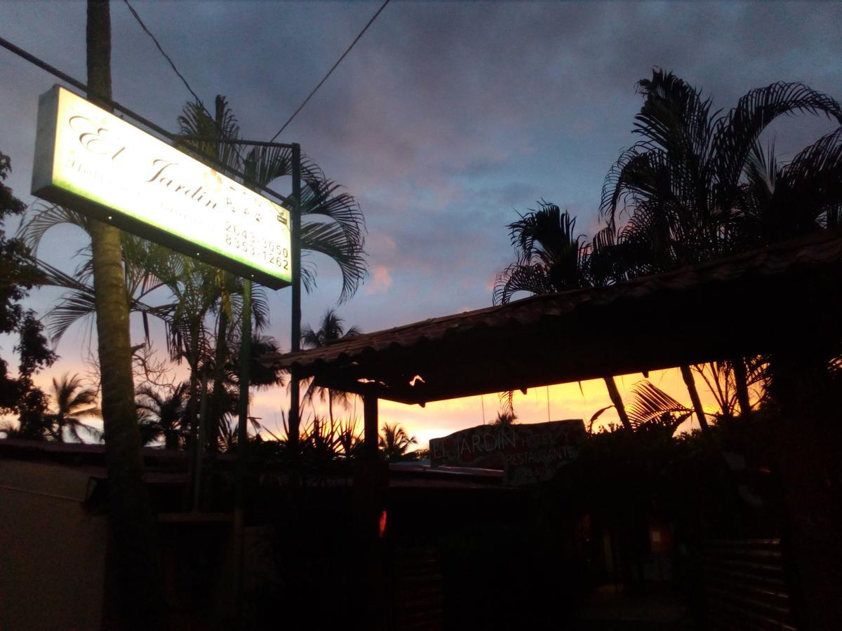 Hotel El Jardin Jacó Exterior foto